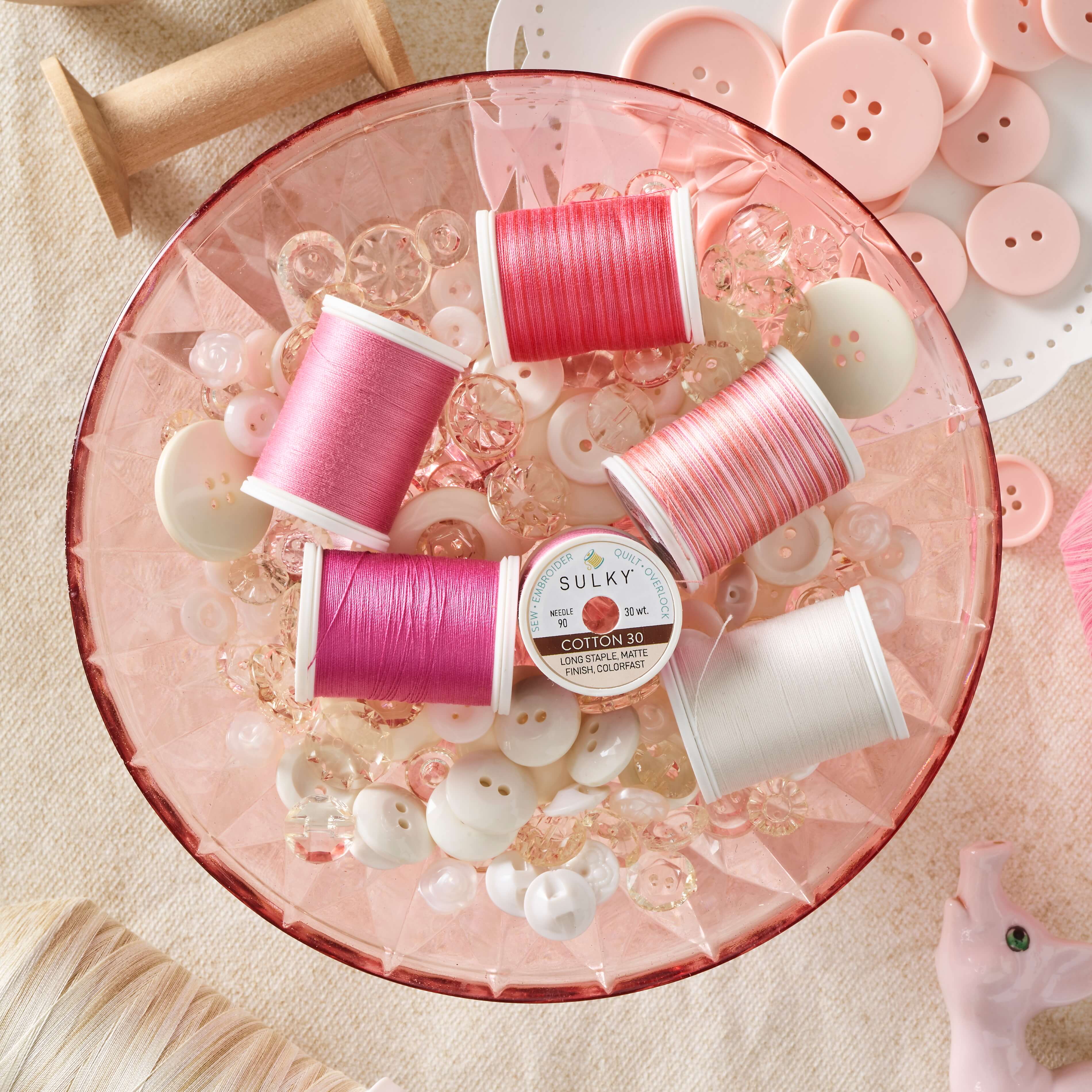 Ko‘zimni bog‘lab, ruscha dugonamga berdim.